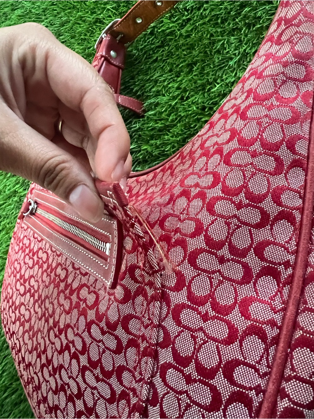 Red coach bag - Picture 3 of 4